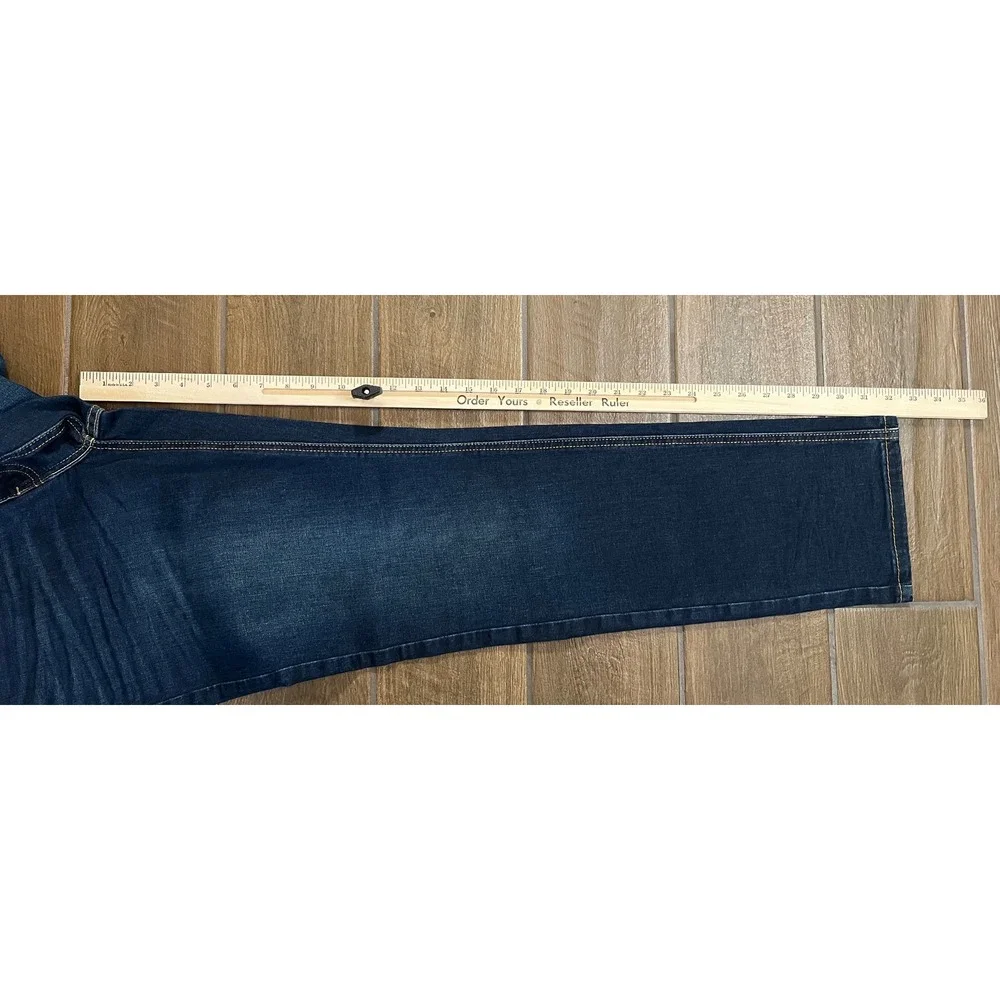 Levis levis 541